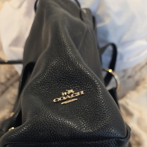 COACH Classic Black Leather Backpack with Turnlock Pockets.Mint Condition. - Picture 2 of 5